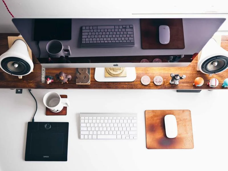 Vintage aesthetic desk